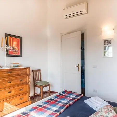 Cenami With Big Pool Apartment
