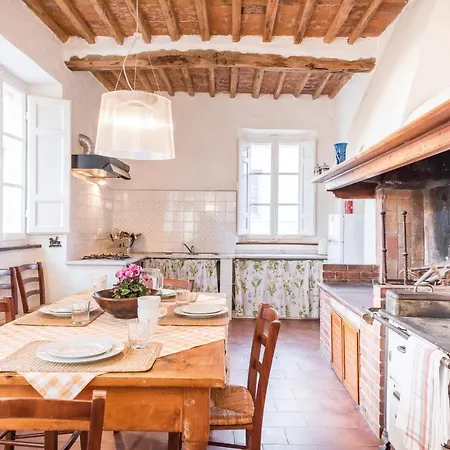 Cenami With Big Pool Apartment Massarosa