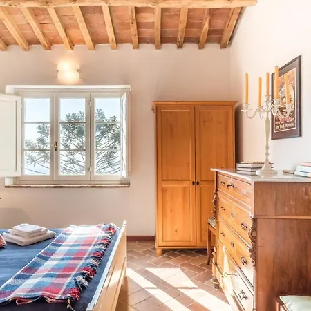 Apartment Cenami With Big Pool