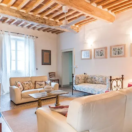 Cenami With Big Pool Apartment *